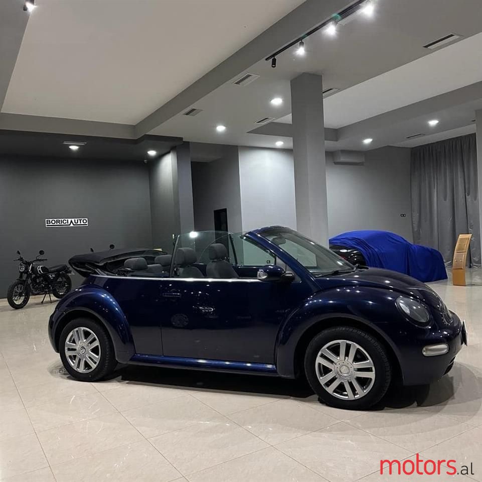 2004' Volkswagen Beetle photo #5