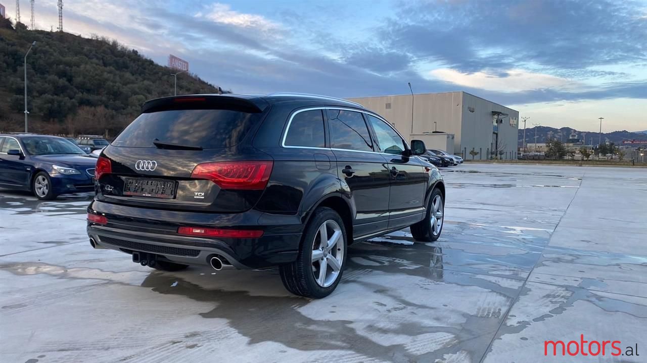 2011' Audi Q7 photo #3