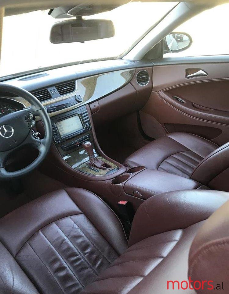 2007' Mercedes-Benz CLS 320 photo #2