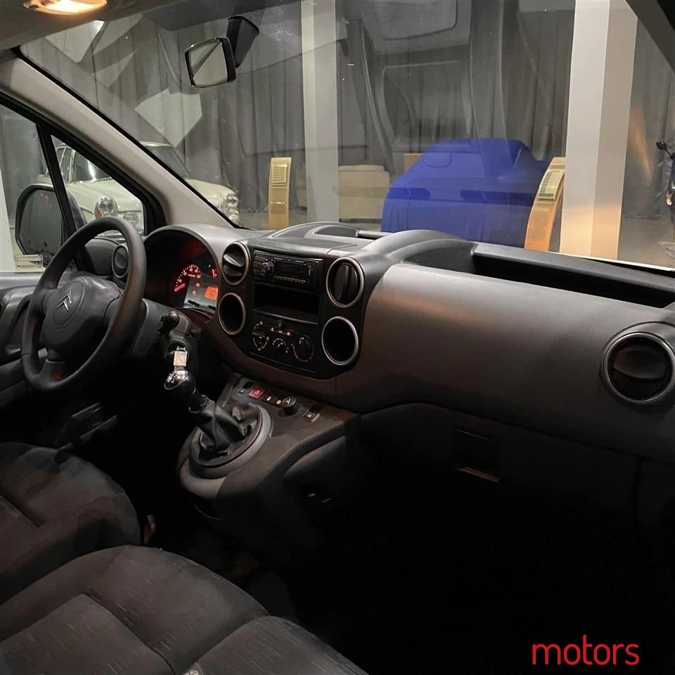 2010' Citroen Berlingo photo #3