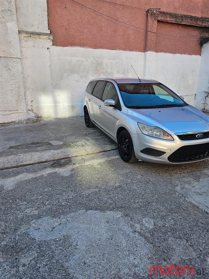 2009' Ford Focus photo #2