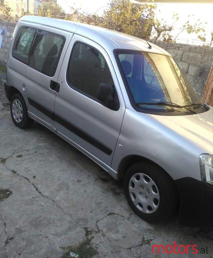 2007' Peugeot Partner photo #1