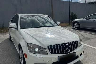 2009' Mercedes-Benz 300