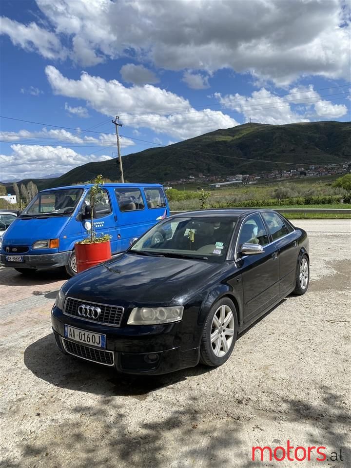 2002' Audi A4 photo #2