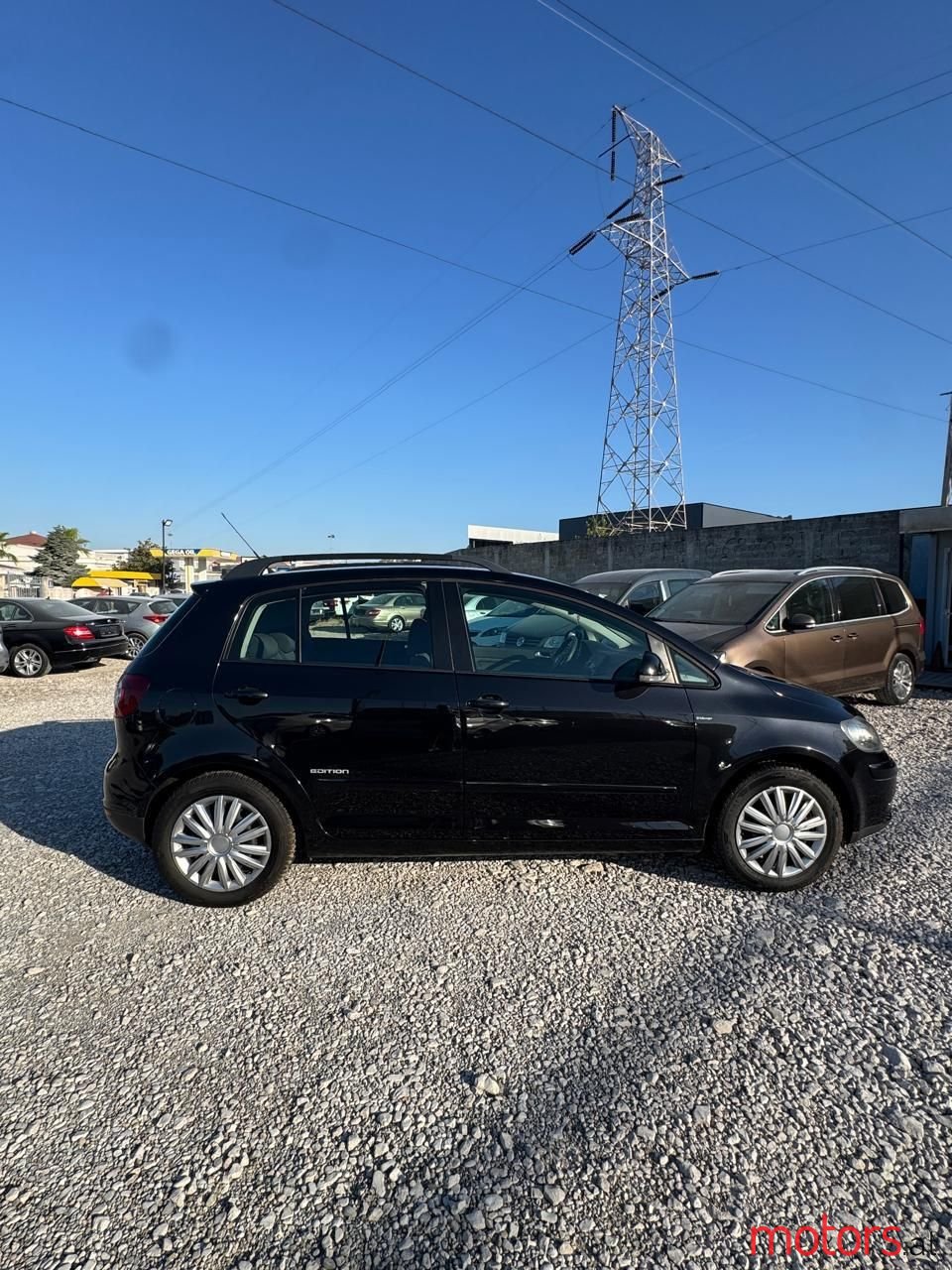2008' Volkswagen Golf Plus photo #2