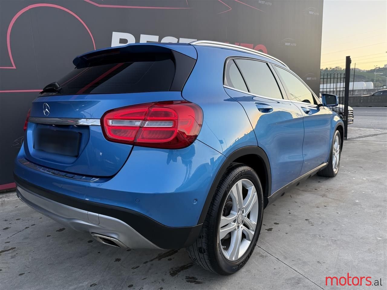 2015' Mercedes-Benz GLA 200 photo #6