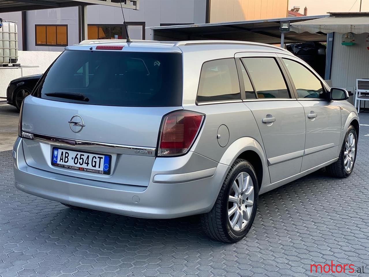 2006' Opel Astra photo #4