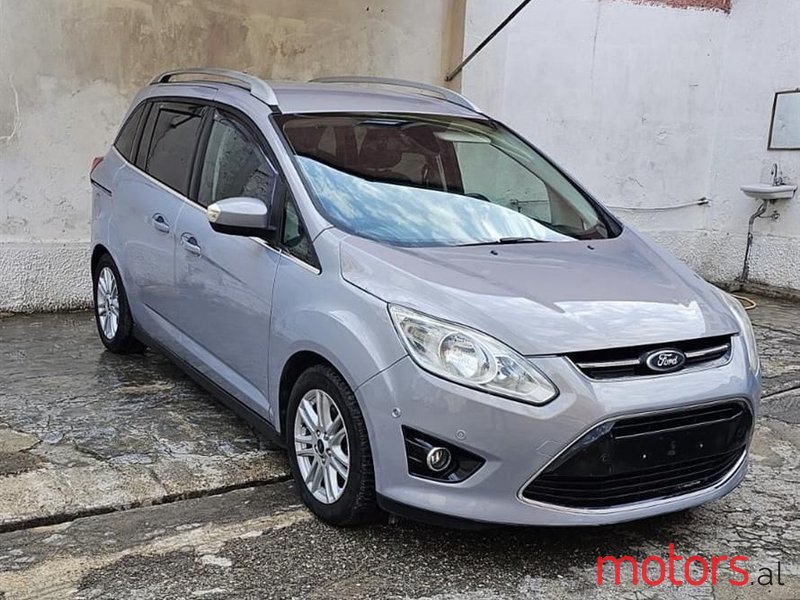 2013' Ford C-MAX photo #1