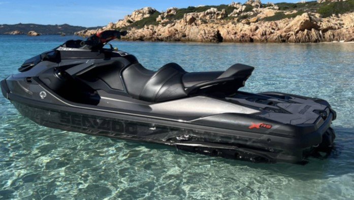 Jet Ski-të, rrezik serioz për pushuesit/ Nuk respektohen rregullat e sigurisë