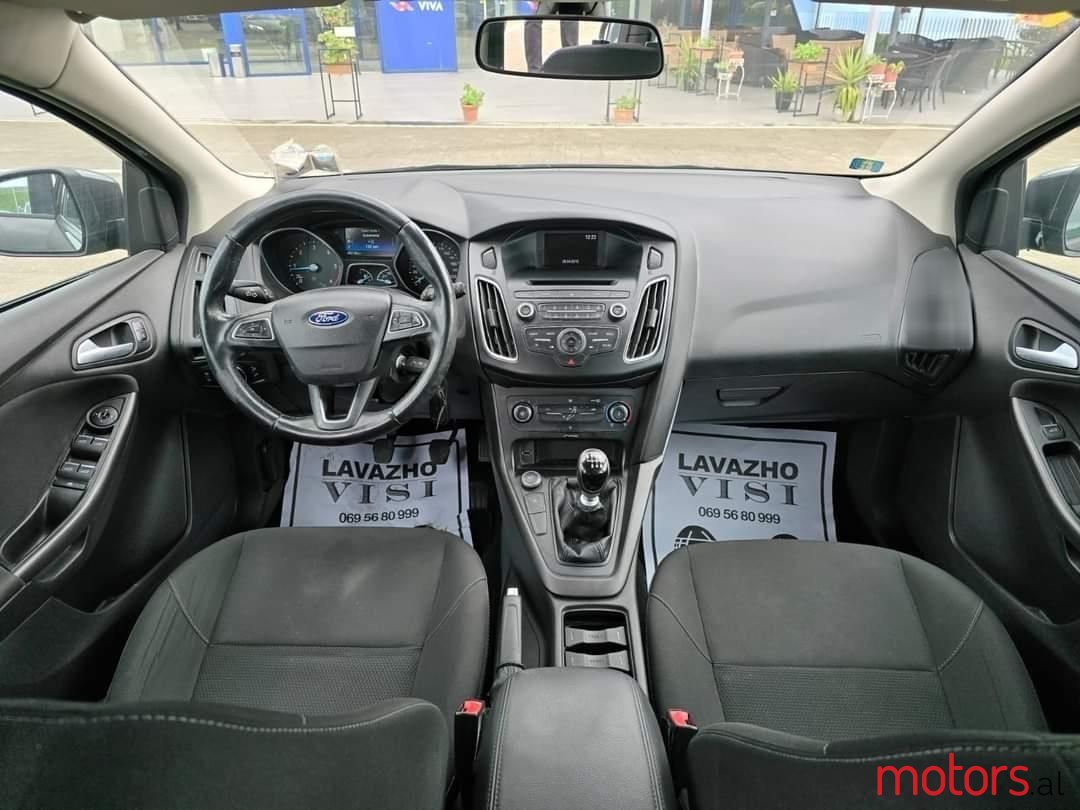 2015' Ford Focus photo #3