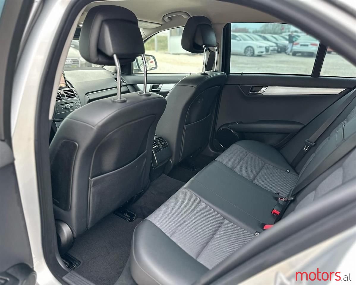 2008' Mercedes-Benz C 220 photo #4