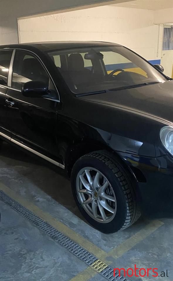 2007' Porsche Cayenne photo #3
