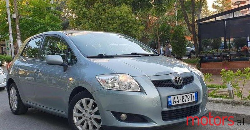 2009' Toyota Auris photo #1