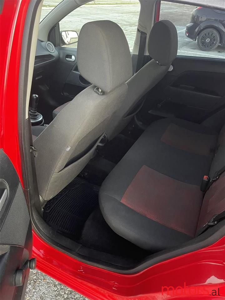 2006' Ford Fiesta photo #5