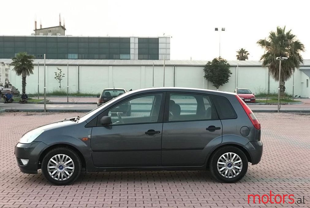 2005' Ford Fiesta photo #1