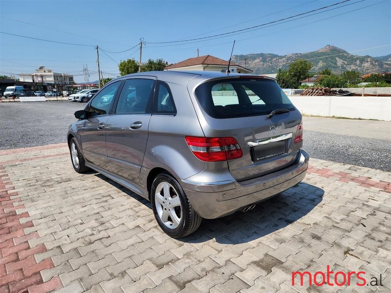 2006' Mercedes-Benz B 200 photo #6