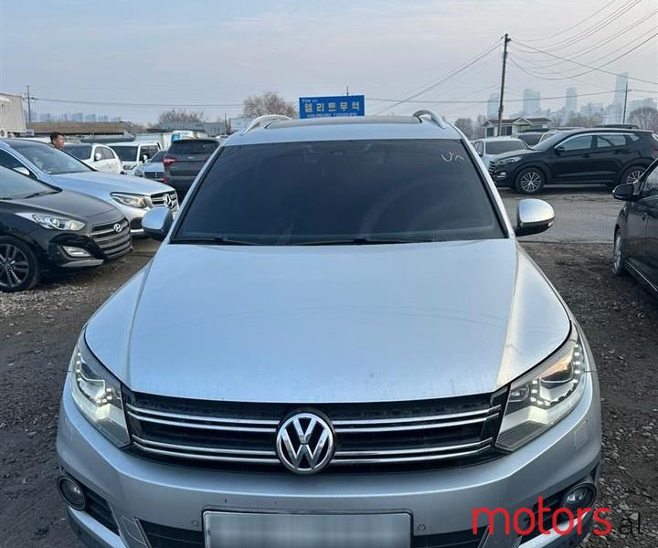 2013' Volkswagen Tiguan photo #1
