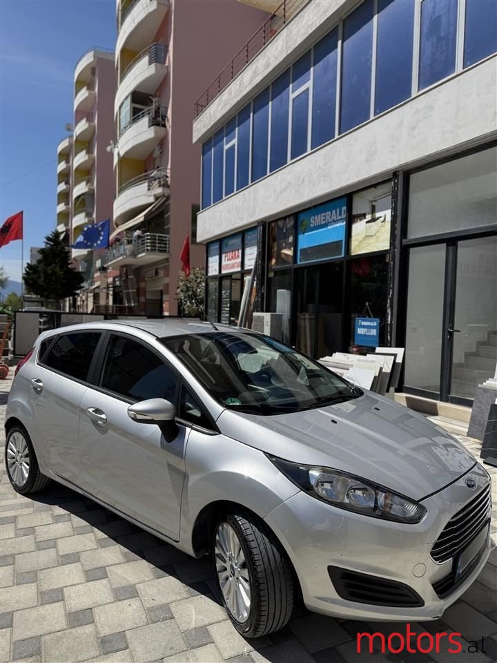 2014' Ford Fiesta photo #3