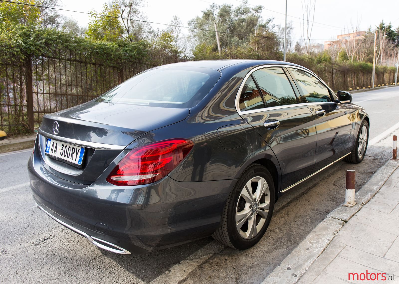 2016' Mercedes-Benz C-Class photo #5