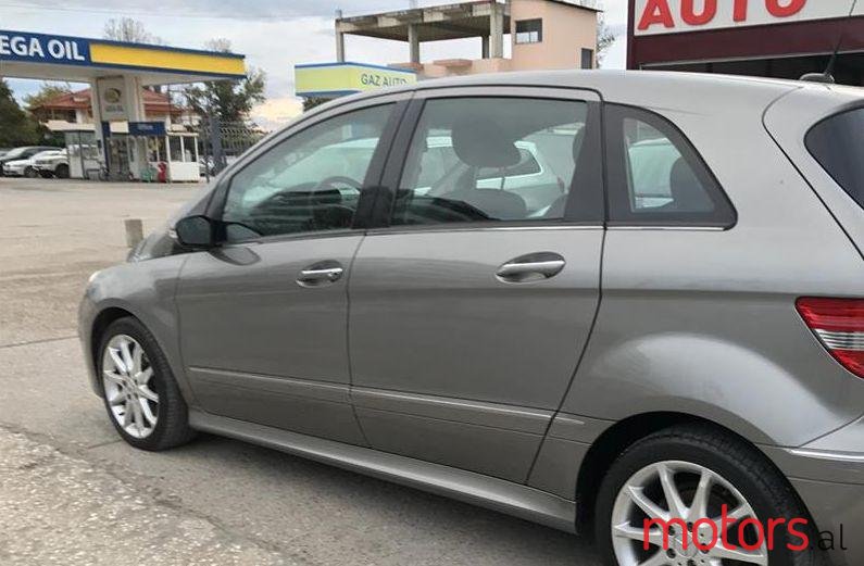 2007' Mercedes-Benz B 200 photo #1