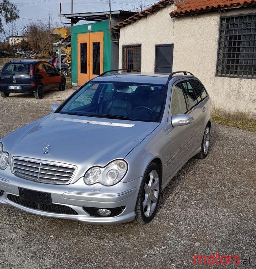 2005' Mercedes-Benz C 220 photo #1