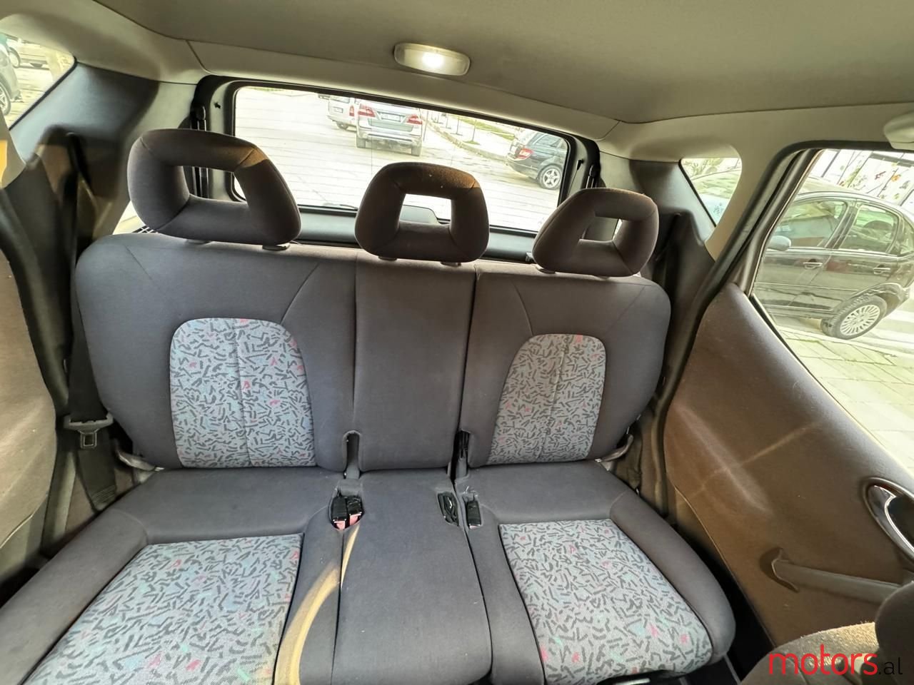 2002' Mercedes-Benz 190 photo #6