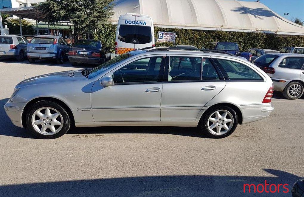 2003' Mercedes-Benz C 270 photo #1