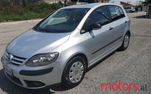 2006' Volkswagen Golf Plus photo #1