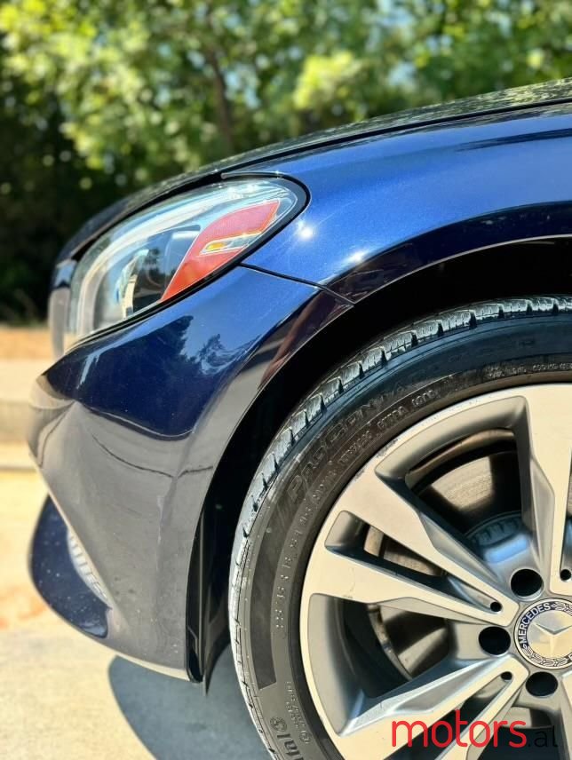 2015' Mercedes-Benz C 300 photo #2