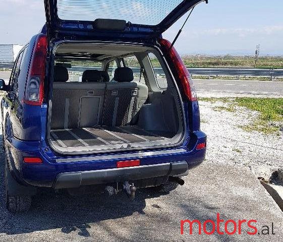 2004' Nissan X-Trail photo #3
