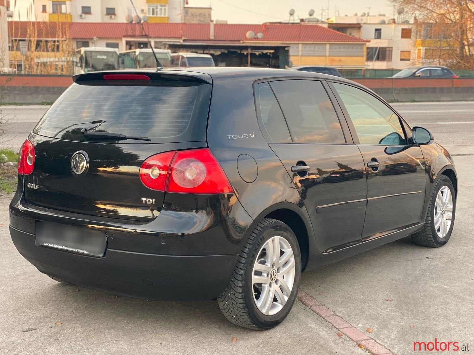 2007' Volkswagen Golf photo #6