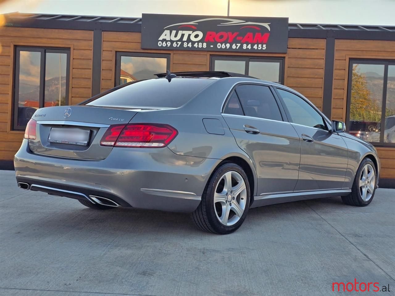 2014' Mercedes-Benz E 250 photo #4