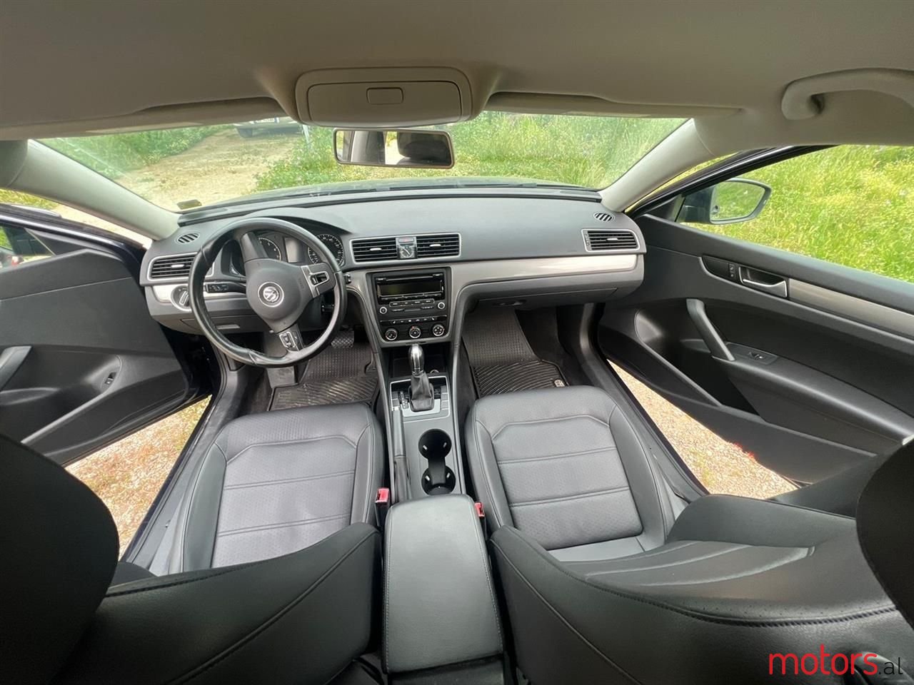 2014' Volkswagen Passat photo #3