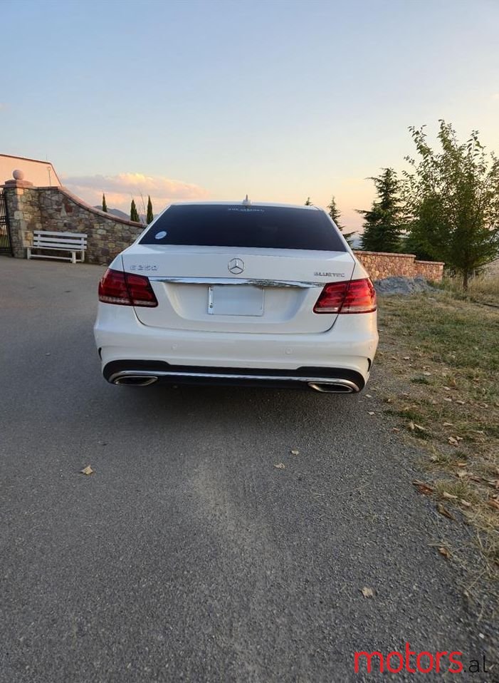2014' Mercedes-Benz E 250 photo #5