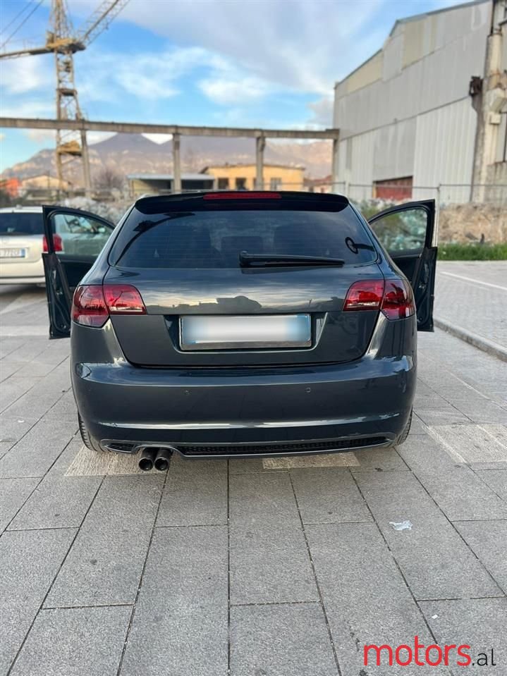 2012' Audi A3 photo #2