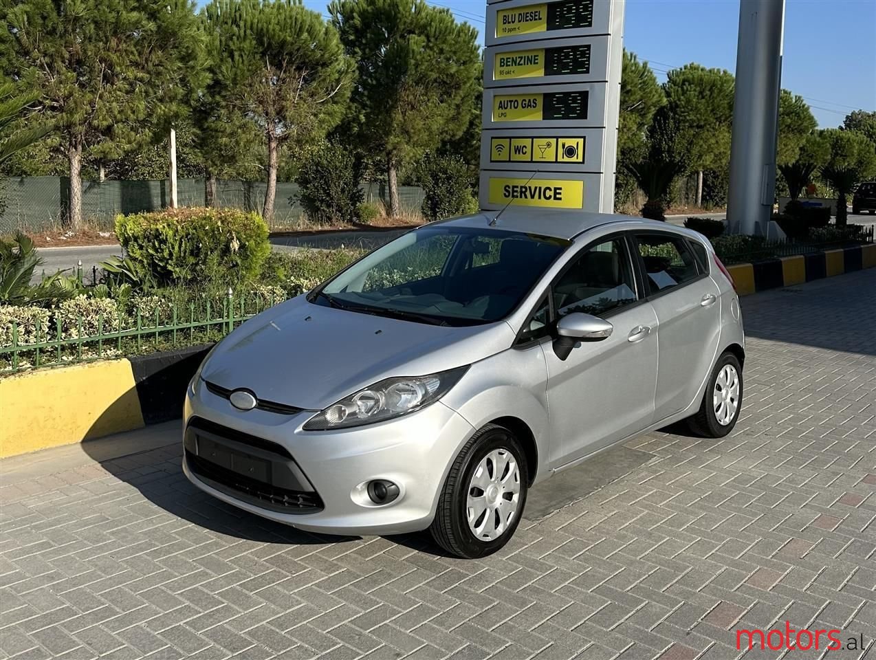 2009' Ford Fiesta photo #1
