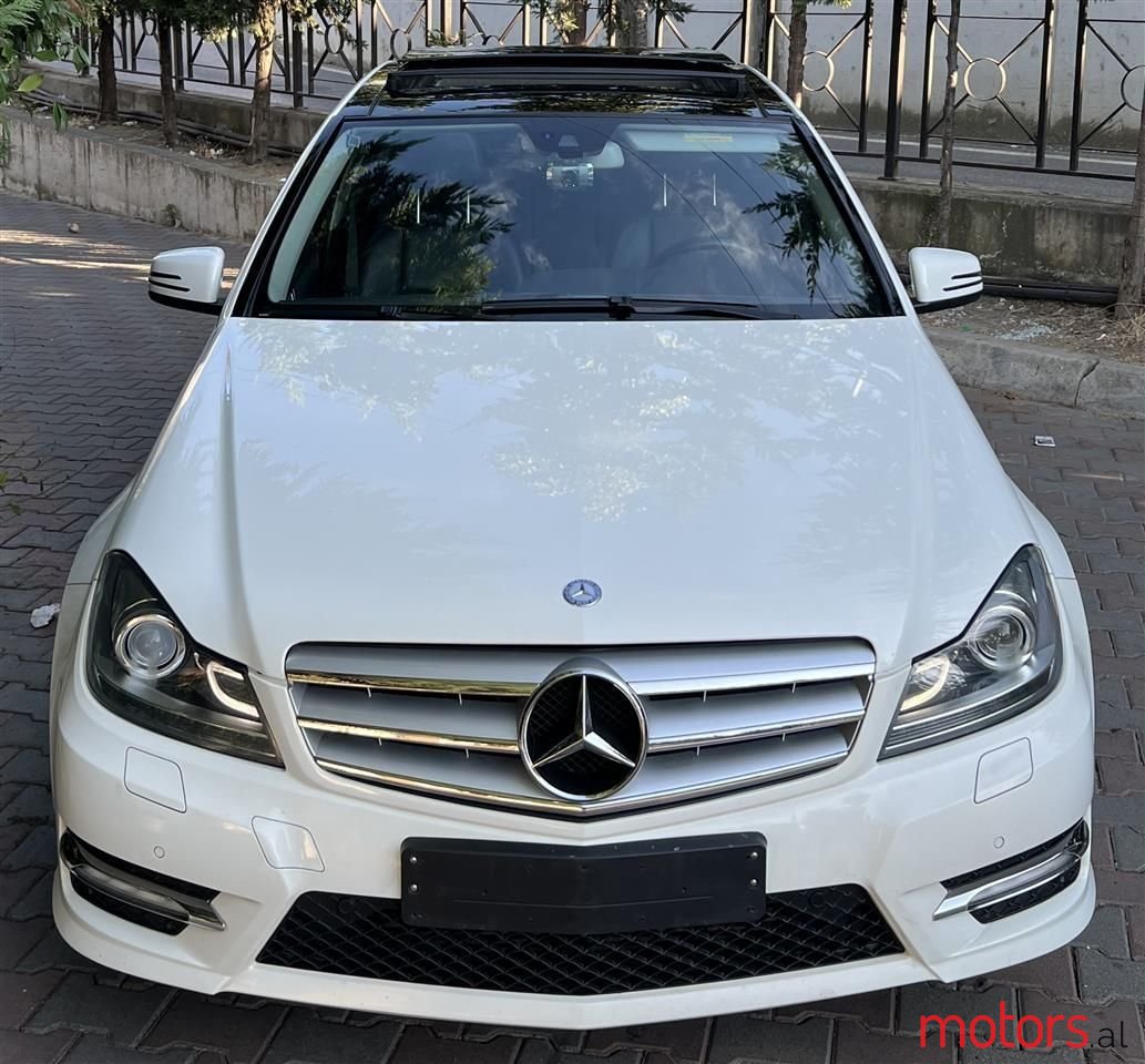 2012' Mercedes-Benz C 220 photo #6