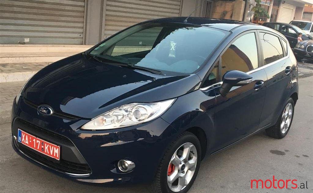 2011' Ford Fiesta photo #2