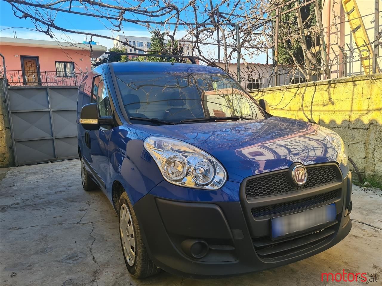 2011' Fiat Doblo photo #3