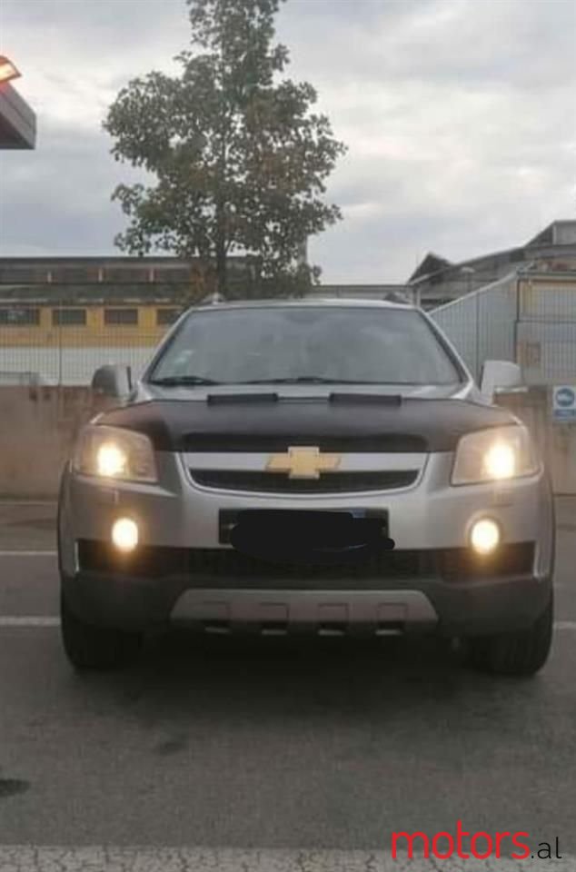 2008' Chevrolet Captiva photo #2