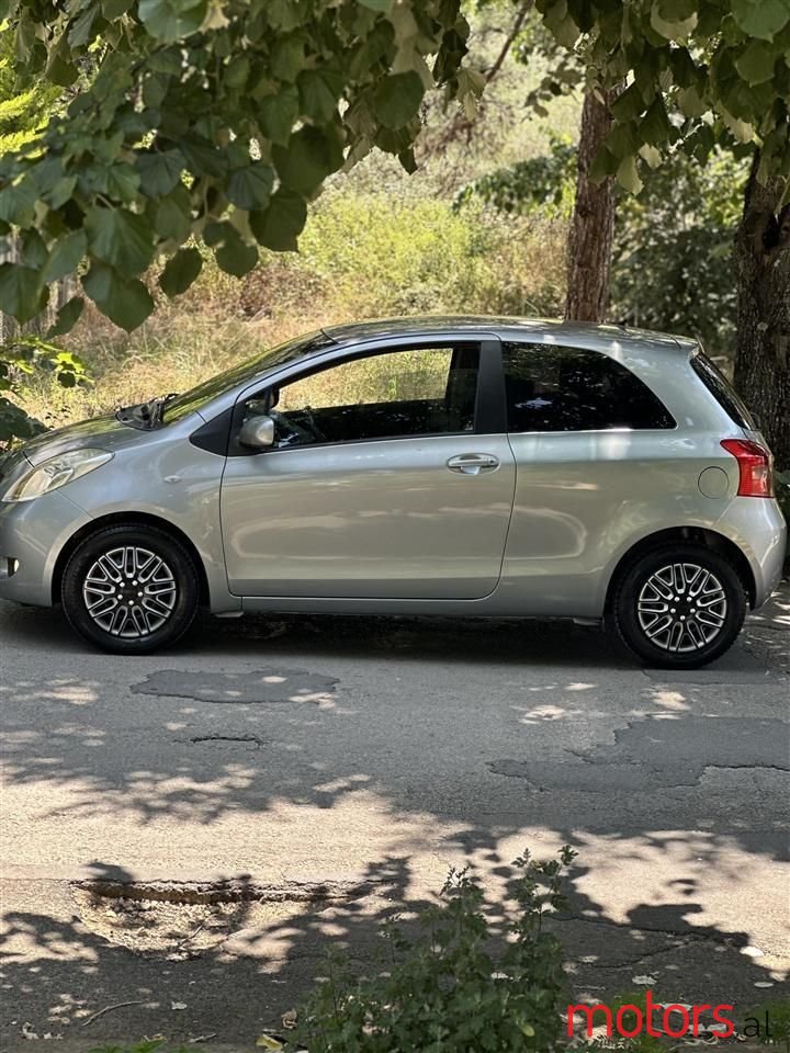 2007' Toyota Yaris photo #3