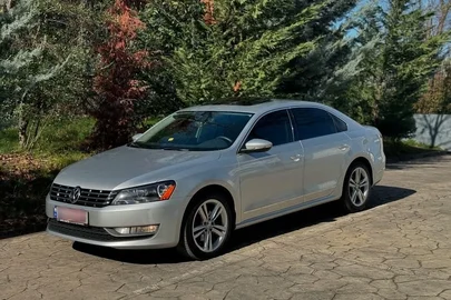 2013' Volkswagen Golf