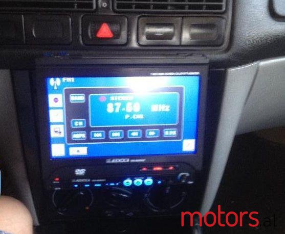 1999' Volkswagen Golf photo #1