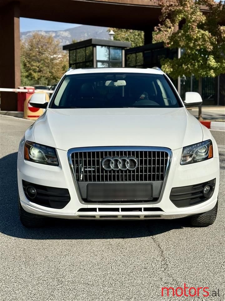 2011' Audi Q5 photo #4