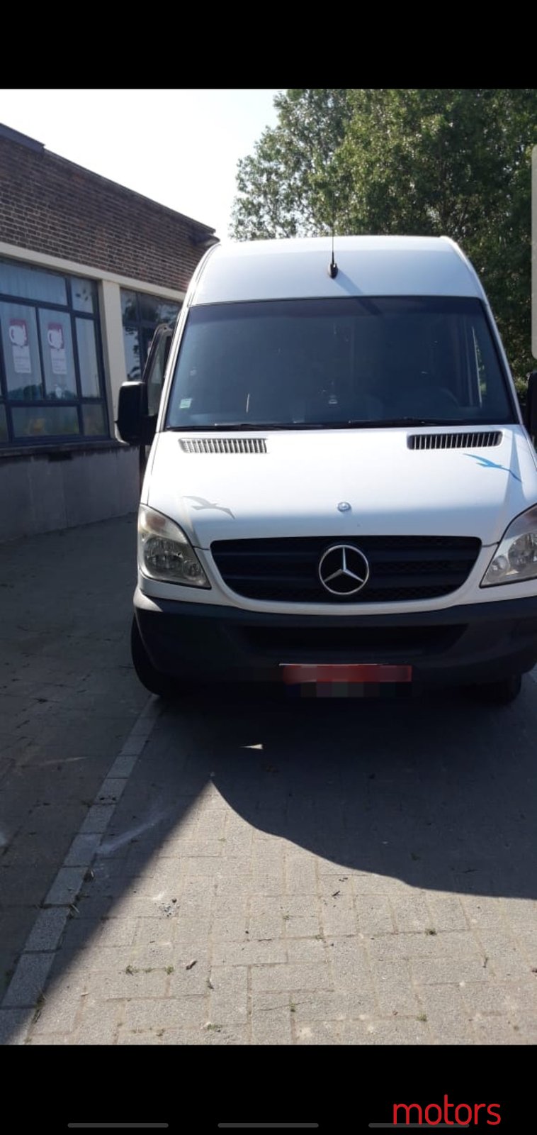 2009' Mercedes-Benz Sprinter photo #3