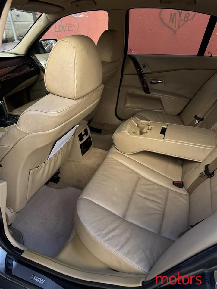 2006' BMW 530 photo #6
