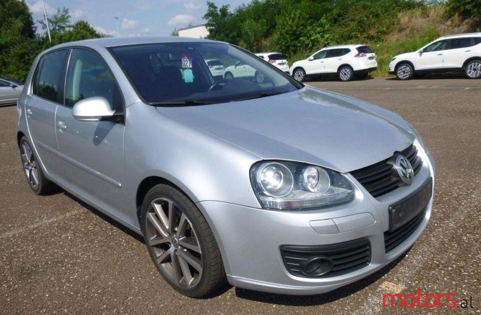 2006' Volkswagen Golf photo #1