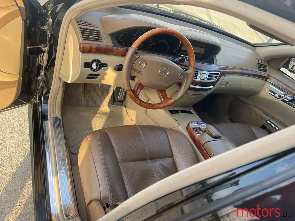 2006' Mercedes-Benz S 550 photo #6