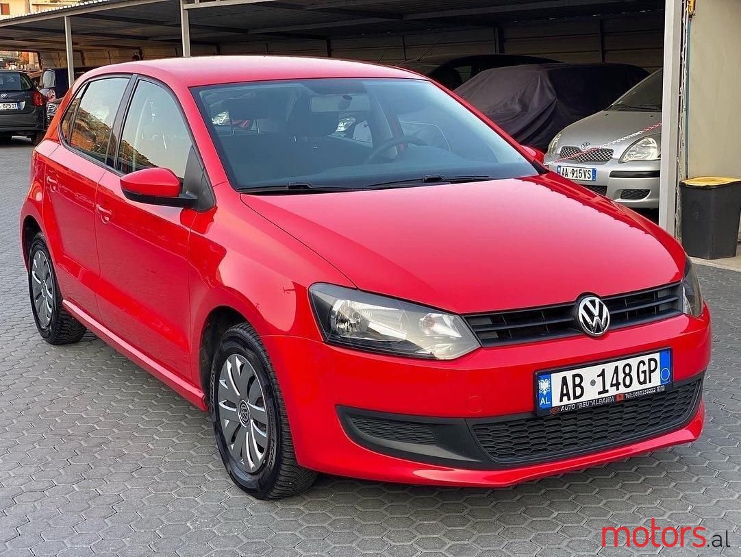 2012' Volkswagen Polo photo #3