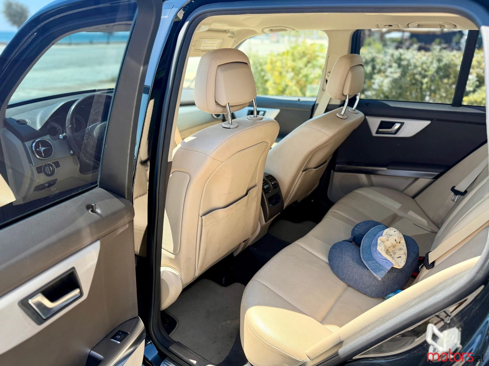 2013' Mercedes-Benz GLK 220 photo #6